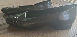 Size 7M Worthington dress flats